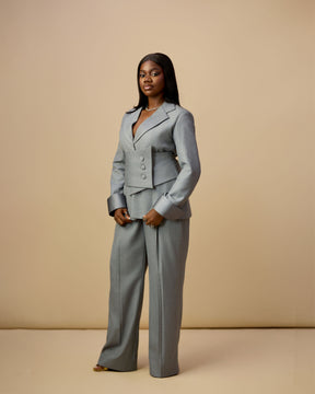 THE EXECUTIVE SET