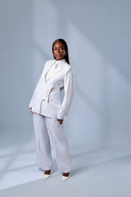 THE EXECUTIVE SET